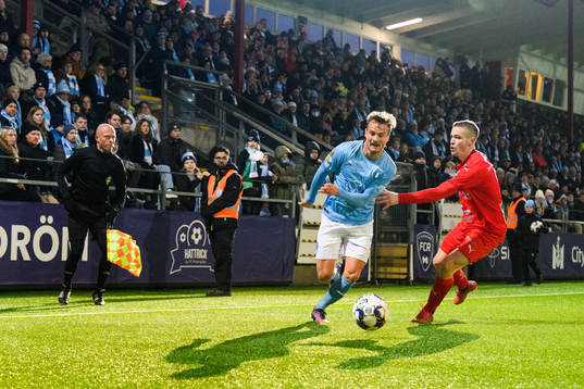 Malmö FFs Eric Larsson och Värnamos Victor Larsson