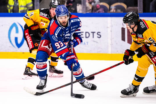 Oskarshamns Cameron Brace