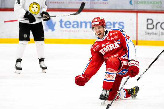 Timrås Jacob Blomqvist jublar