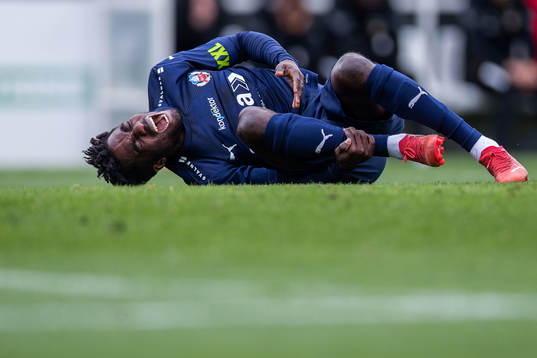 Benjamin Acquah of Helsingborg in pain