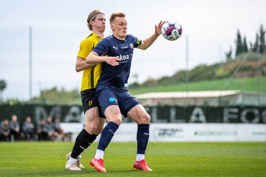 Ville Koski of Honka and Rasmus Karjalainen of Helsingborg