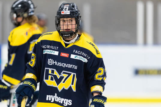 s Sanni Hakala