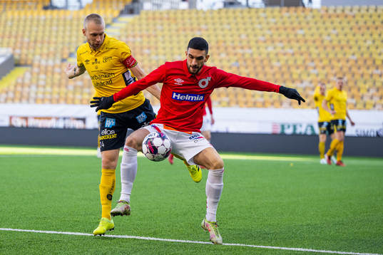 Elfsborgs Johan Larsson och Degerfors Daniel Krezic