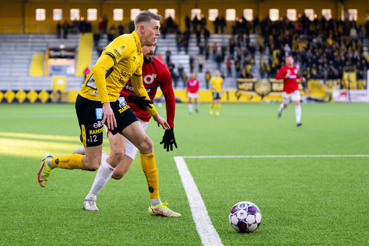 Elfsborgs Alexander Bernhardsson och Degerfors Sebastian