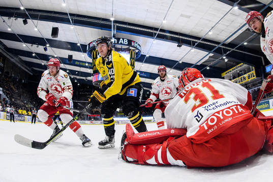 Västerås Isak Skedung mot Troja/Ljungbys Carl-Johan