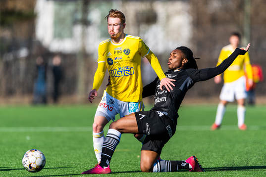Falkenbergs Linus Borgström och Ytterhogdals Roshendrik