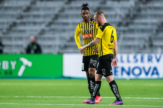 Häckens Franklin Tebo Uchenna och Alexander Faltsetas