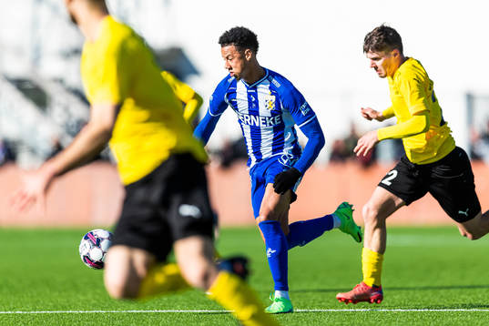 IFK Göteborgs Tobias Sana och Mjällbys Jesper Gustavsson