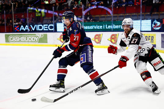 Linköpings Christoffer Ehn och Malmö Redhawks Ponthus