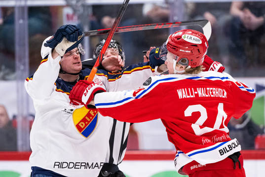 Djurgårdens Filip Cederqvist och Timrås Erik Walli