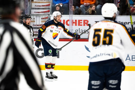 Djurgårdens Rasmus Bengtsson jublar