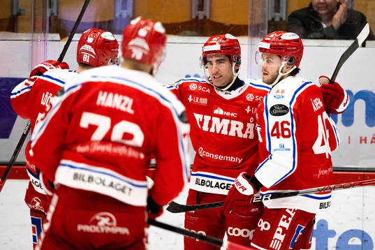 Timrås Joey LaLeggia jublar