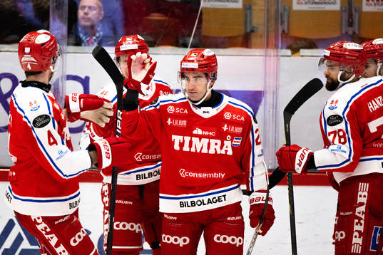 Timrås Joey LaLeggia jublar