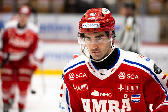 Timrås Joey LaLeggia jublar