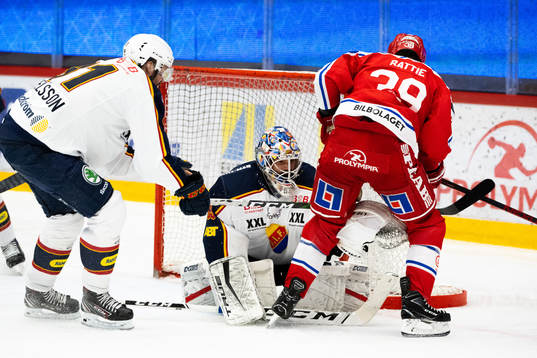 Djurgårdens målvakt Alexander Salak och Timrås Ty Rattie