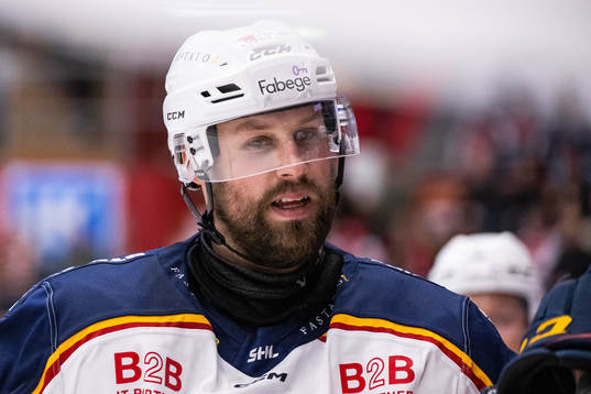Dick Axelsson jublar