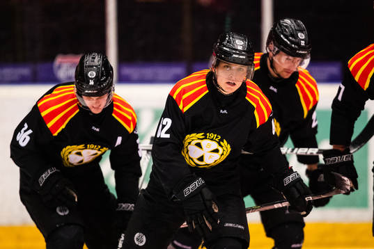 Brynäs Tom Hedberg jublar
