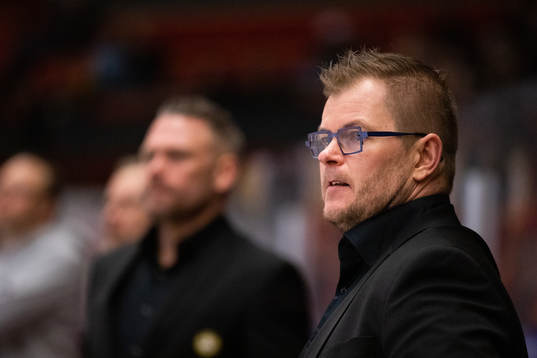 Brynäs assisterande tränare Ari-Pekka Pajuluoma
