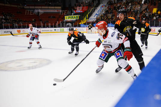 Frölundas Radan Lenc och Brynäs Oscar Birgersson