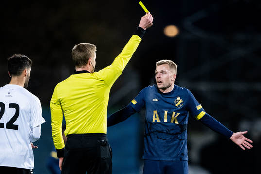 s Sebastian Larsson