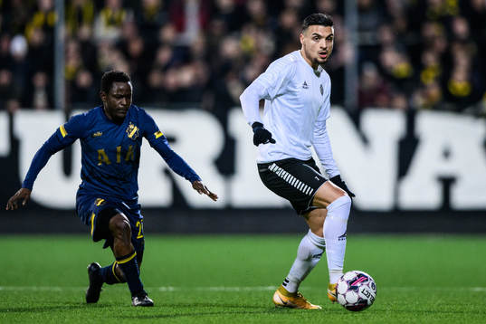 s Erick Otieno och Örebros Ahmed Yasin