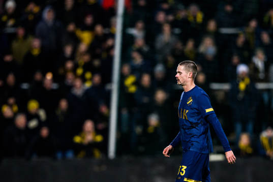 s Mikael Lustig deppar