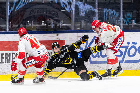 Troja/Ljungbys Victor Öhman och Carl-Johan Sjögren mot