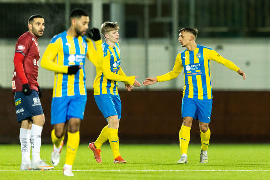 Eskilsminnes Hampus Stoltz och Noor Jassem jublar