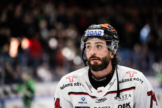 Örebros Nick Ebert deppar