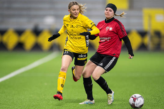 Elfsborgs Saga Andersson och Södra vings Lisa Kiviharju
