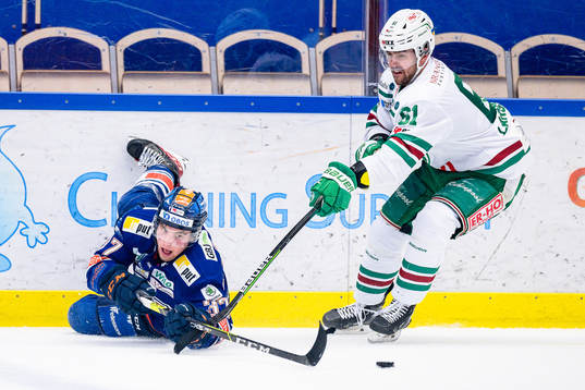 Växjös Glenn Gustafsson faller