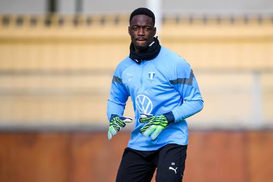 Målvakt Ismael Diawara