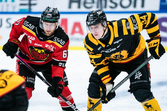 Luleås Linus Omark och Skellefteås Tom Kühnhackl