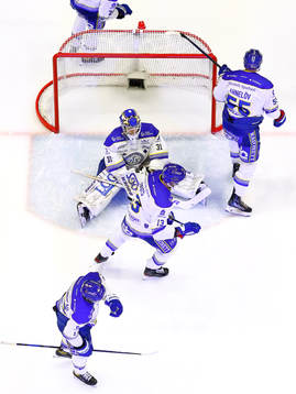Leksands målvakt Kasimir Kaskisuo deppar