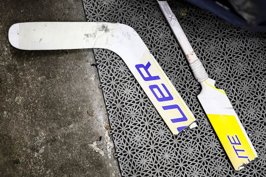 Leksands målvakt Kasimir Kaskisuo deppade