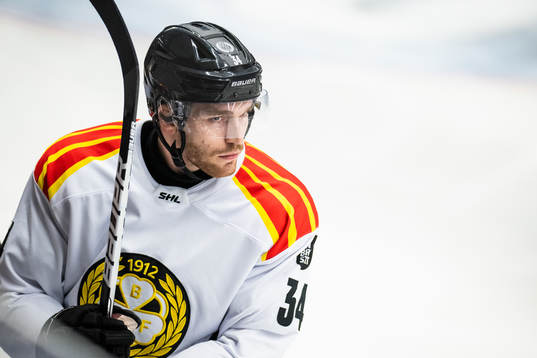 Brynäs Oscar Eklind deppar