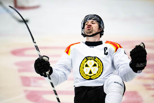 Brynäs Anton Rödin jublar