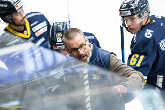 s tränare Tommy Samuelsson