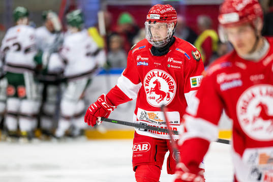 Troja/Ljungbys Niklas Enberg deppar