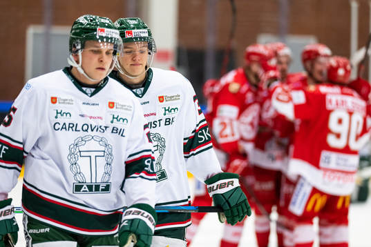 Tingsryds Nils Thomasson och Leon Lerebäck deppar