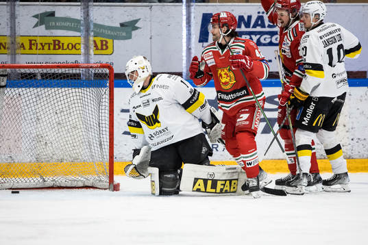 Västerås målvakt Ian Blomquist deppar