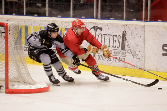 AIKs Eric Norin och MoDos Sam Vigneault