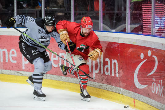 s Oscar Nord och Modos Tanner Macmaster