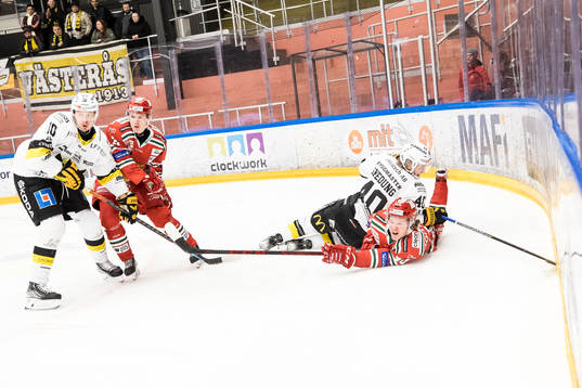 Västerås Isak Skedung och Moras Anton Heikkinen