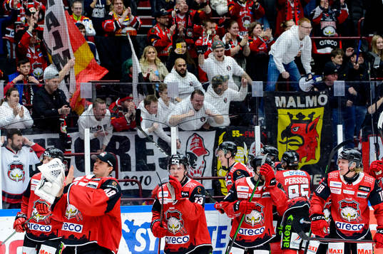 Malmö Redhawks spelare tackar publiken