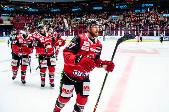 Malmö Redhawks Joakim Ryan jublar