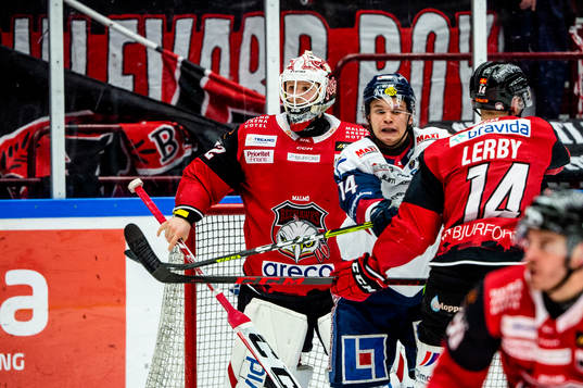 Malmö Redhawks målvakt Daniel Marmenlind spelar utan stöt