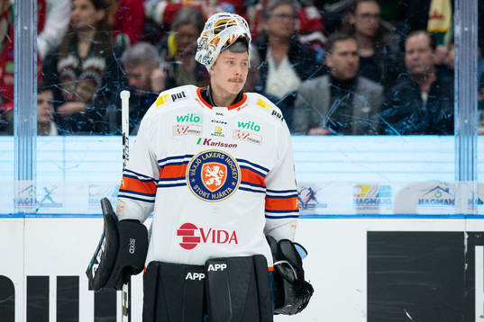 Växjös målvakt Emil Larmi