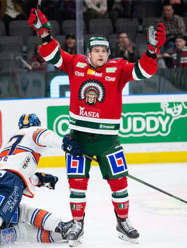 Frölundas Radan Lenc jublar