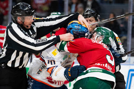 Frölundas Filip Johansson och Växjös Richard Gynge